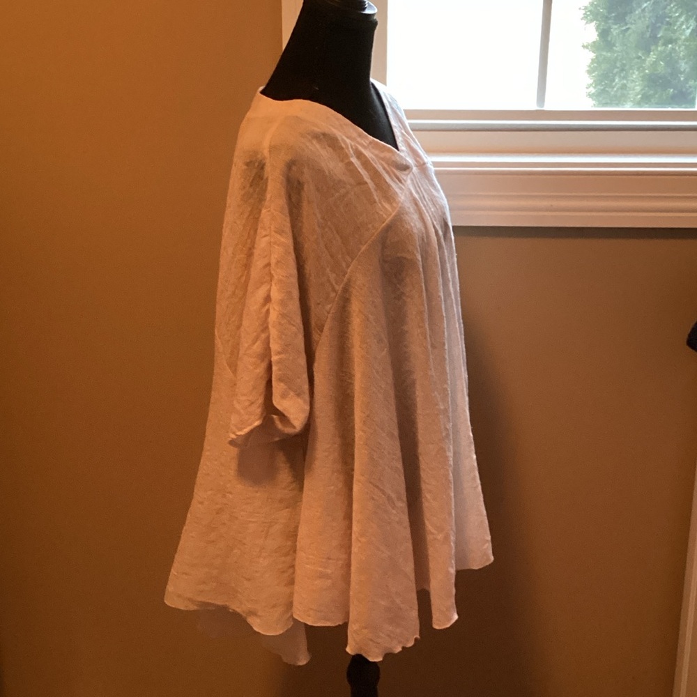 Easel Artsy Cream V-Neck Tunic Top Size Small - Picture 2 of 7